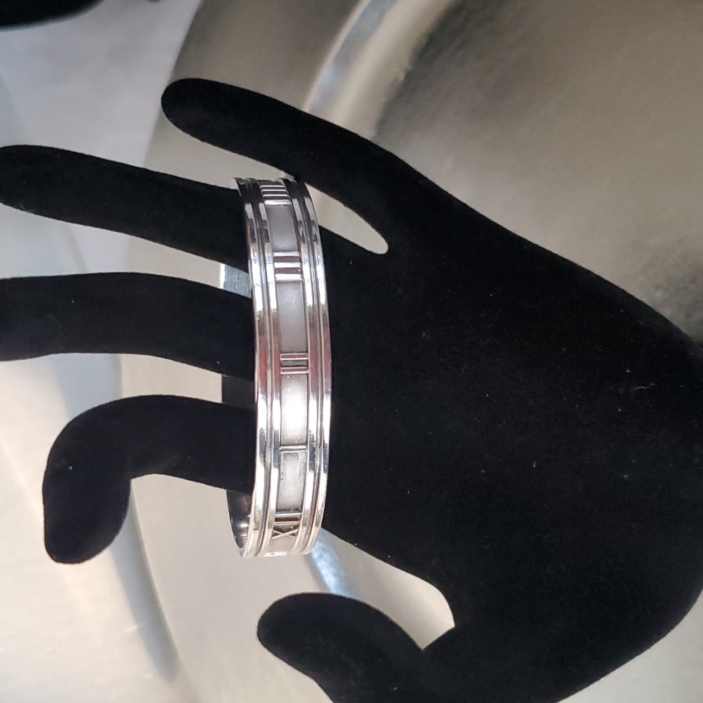 Tiffany & Co. 1995 Sterling Silver Atlas Roman Numeral Bangle Bracelet Italy - Picture 2 of 16